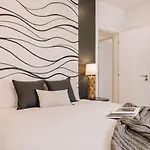 Dujal - 2 Bedrooms And Terrace In Lapa * Lizbona